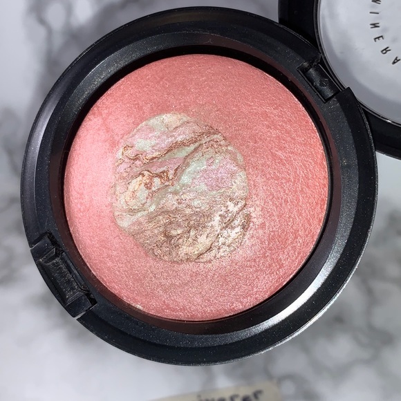 SEMI PRECIOUS ROSE QUARTZ MAC MIneralized Skinfinish - Picture 5 of 17